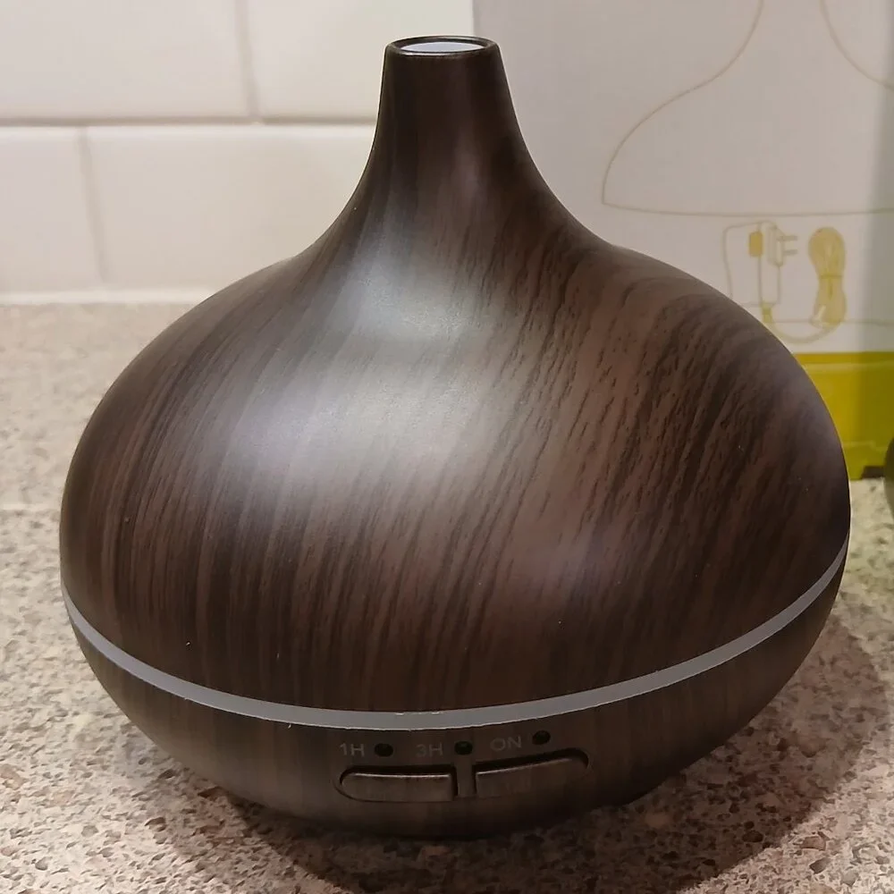 Ultrasonic Aromatherapy Essential Oil Diffuser w/ Dark Wood Grain - 150 ml (NWT)